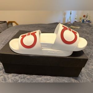 Salvatore Ferragamo Men's Groove 2 Gancini Pool Slide Sandals - Size 10